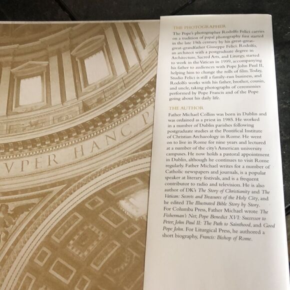 Pope Francis. A Photographic Portrait of The People’s Pope - Picture 3 of 6